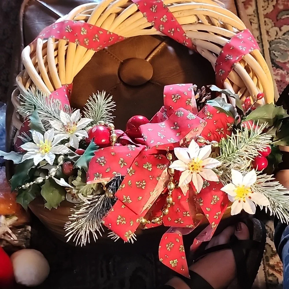 BAMBOO CHRISTMAS WREATH BEAUTIFULLY DECORATED